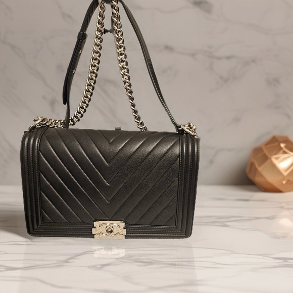 CHANEL Handbags - Chanel Flap Boy In New Medium